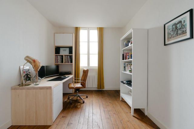 Quelques conseils avant la réalisation des photos de votre bien :

1. Rangez et dépersonnalisez les espaces avant la prise de vue. 
2. Retirez les objets personnels ou trop encombrants. 
3. Ajoutez quelques touches de décoration comme des coussins ou des plantes pour donner une impression de confort et d’habitation

#immobilier #photographeimmobilier #immobilierdeluxe  #photographebordeaux #bordeauxmaville #ventemaison #venteappartement #visitevirtuelle #photosimmobilières #photoimmopro #photographeprofessionnel #immobilierbordeaux #immobiliergironde #lormont #maisonavendre #photographe
